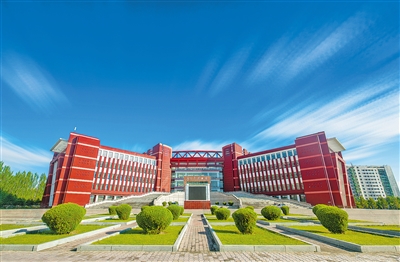 內(nèi)蒙古師范大學盛樂校區(qū)地理樓 內(nèi)蒙古師范大學盛樂校區(qū)地理樓